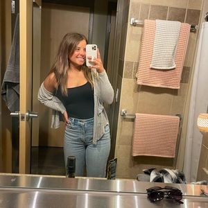 Meet your Posher, Ali